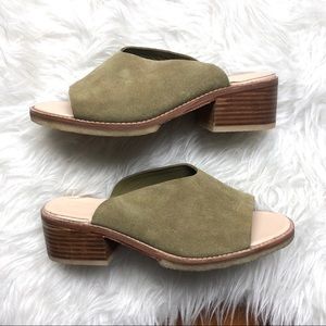 clarks amara mule